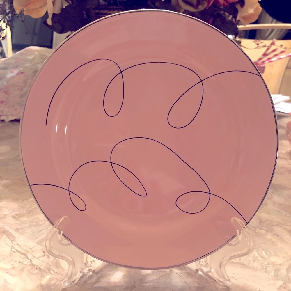 Set of 6 Classic Coffee & Tea Set of 6 Pink Plates